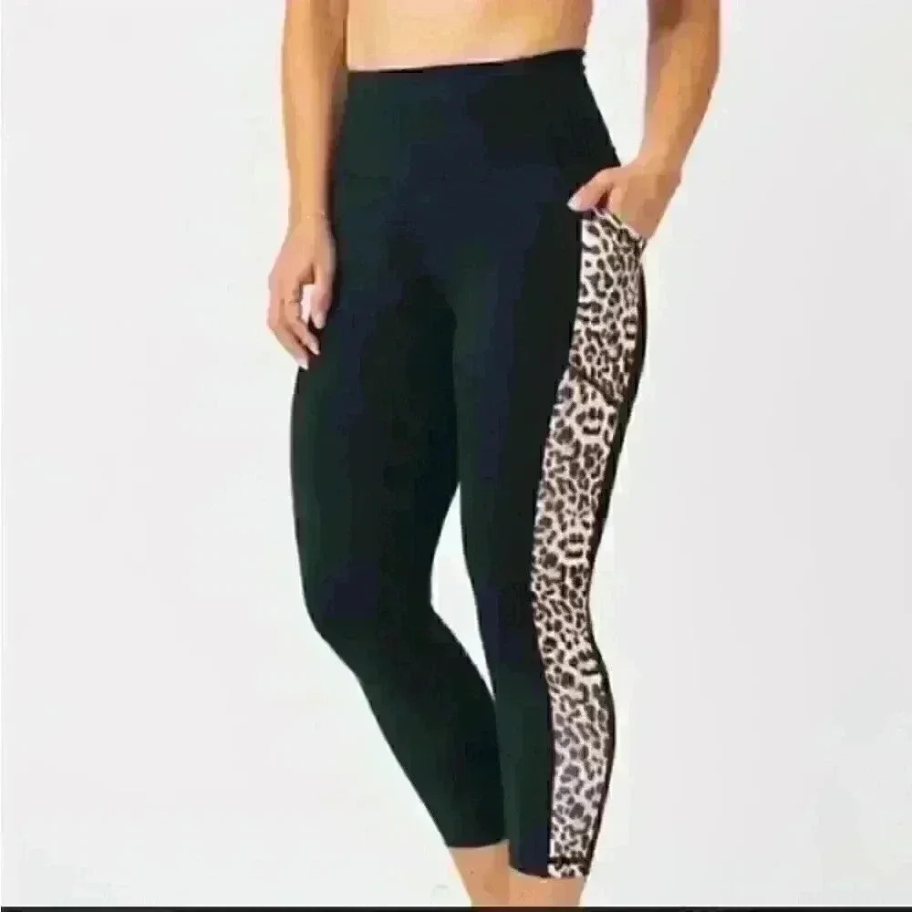 NWOT Zyia | Leopard Print Black Brilliant High
Rise Pocket Legging | Size 2
